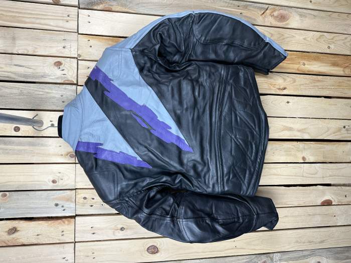 CHAQUETA T-L MOTO GARIBALDI MORADO 52