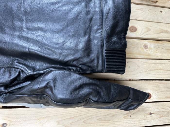 CHAQUETA T-M MUJER DE MOTO GARIBALDI NEGRA 1