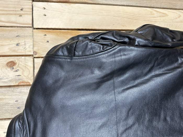 CHAQUETA T-M MUJER DE MOTO GARIBALDI NEGRA 1