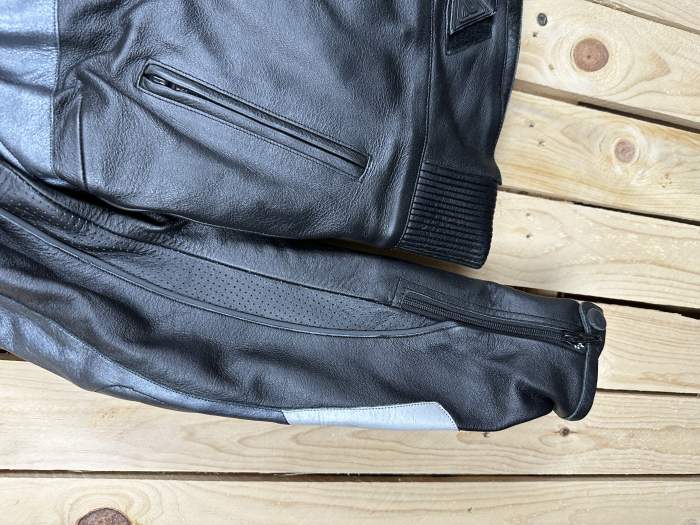 CHAQUETA T-S DE MOTO GARIBALDI MUJER NEGRA 1