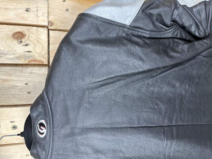 CHAQUETA T-L DE MOTO GARIBALDI O1E NEGRA 1