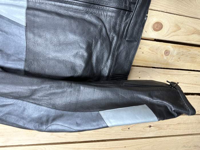 CHAQUETA T-M DE MOTO GARIBALDI NEGRA 3