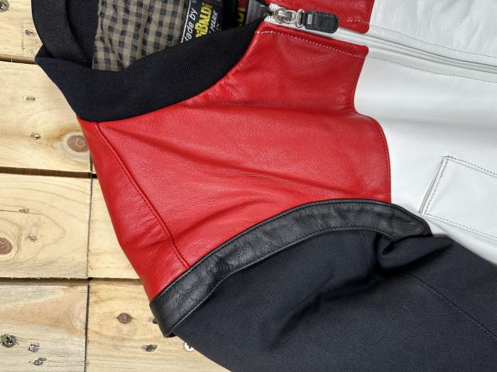 CHAQUETA T-M CASUAL GARIBALDI ROJO