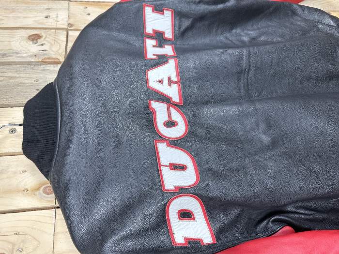 CHAQUETA T-S CASUAL GARIBALDI DUCATI