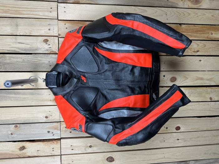 CHAQUETA T-M MOTO COMPETICION GARIBALDI ROJO 48