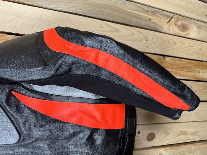 CHAQUETA T-M MOTO COMPETICION GARIBALDI ROJO 48