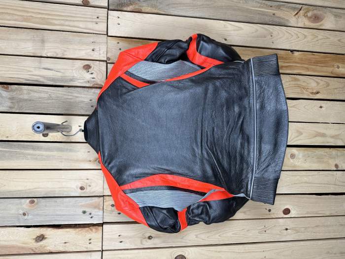 CHAQUETA T-M MOTO COMPETICION GARIBALDI ROJO 48