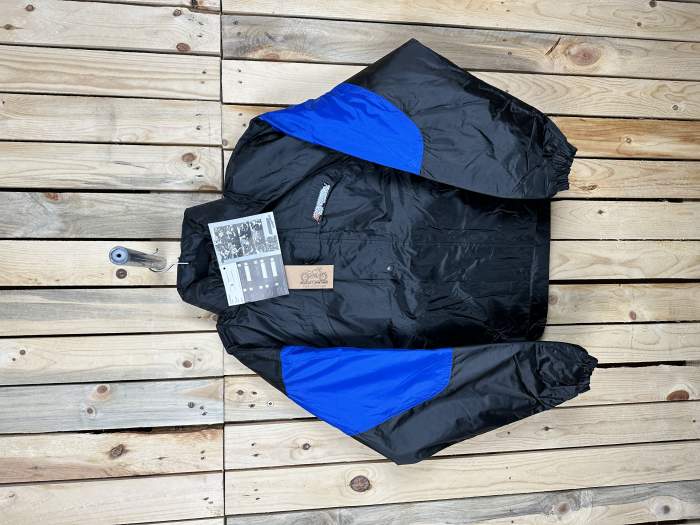 CHAQUETA T-S IMPERMEABLE GARIBALDI AZUL