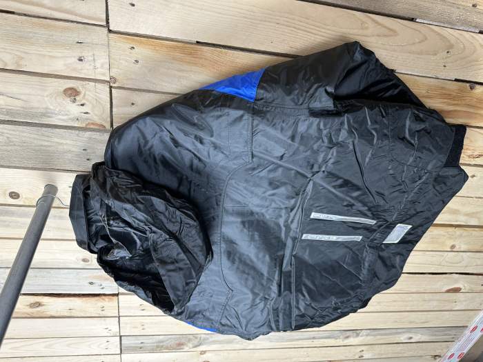 CHAQUETA T-S IMPERMEABLE GARIBALDI AZUL