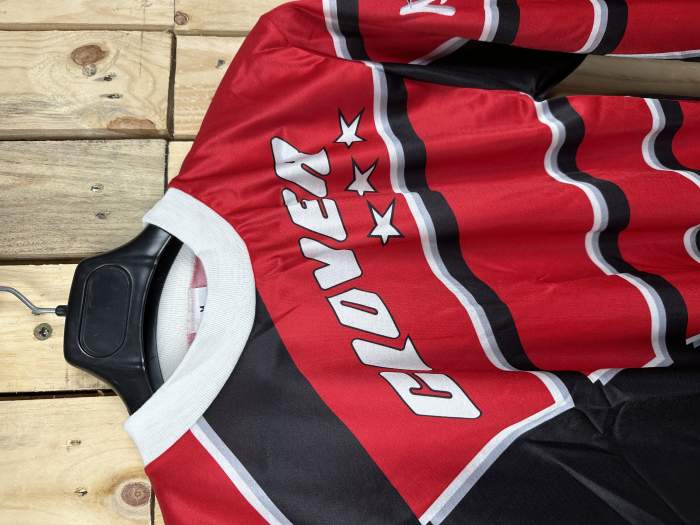 CAMISETA T-M DE MOTO CLOVER ROJO 1