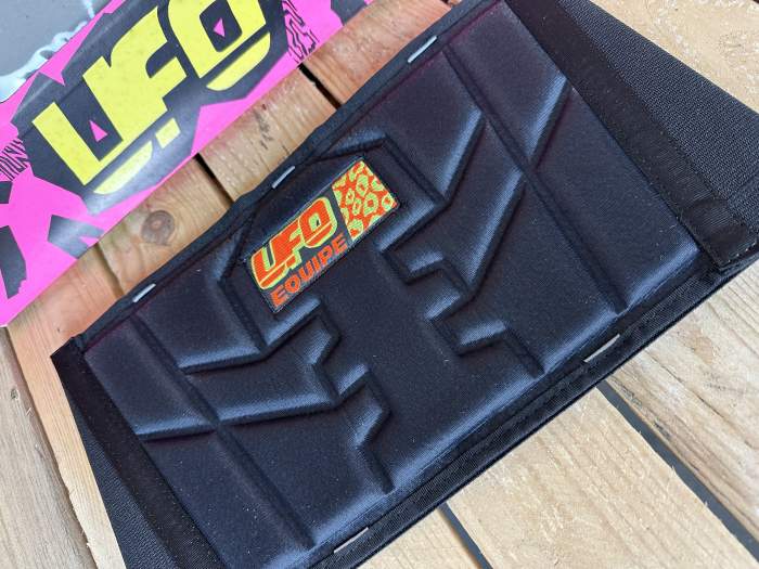 FAJA CINTURON LUMBAR UFO EQUIPE 110CM R