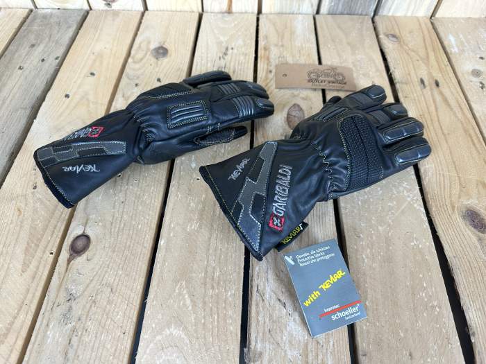 GUANTES T-S DE MOTO GARIBALDI MOPSTER
