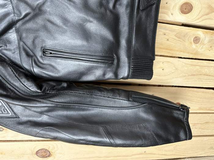 CHAQUETA T-M DE MOTO GARIBALDI MUJER NEGRA 2