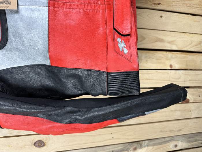 CHAQUETA T-M DE MOTO GARIBALDI ROJO JOROBA 48