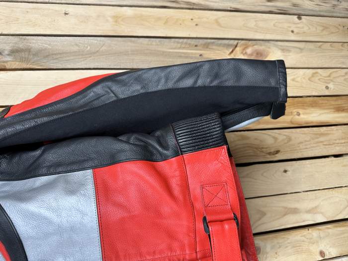 CHAQUETA T-M DE MOTO GARIBALDI ROJO JOROBA 48