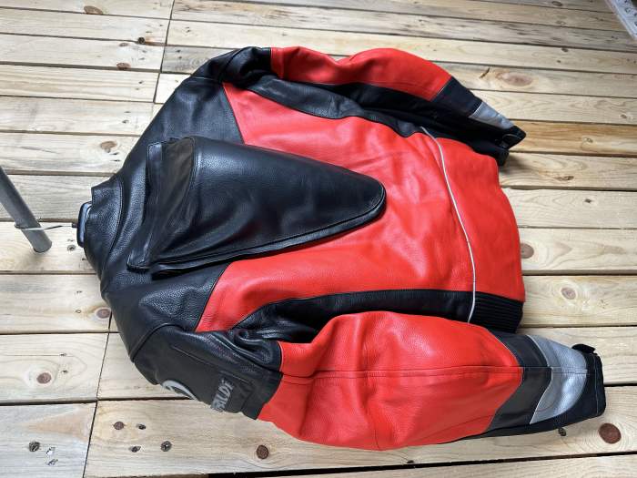 CHAQUETA T-M DE MOTO GARIBALDI ROJO JOROBA 48