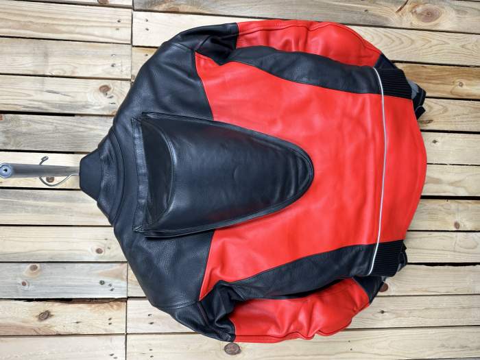 CHAQUETA T-M DE MOTO GARIBALDI ROJO JOROBA 50