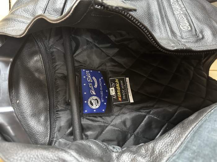 CHAQUETA T-S DE MOTO GARIBALDI NEGRO 2