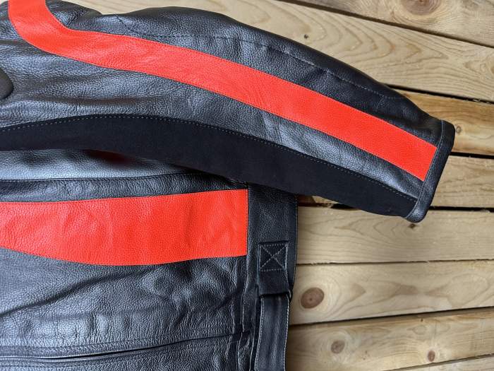 CHAQUETA T-L DE MOTO COMPETICION GARIBALDI ROJO