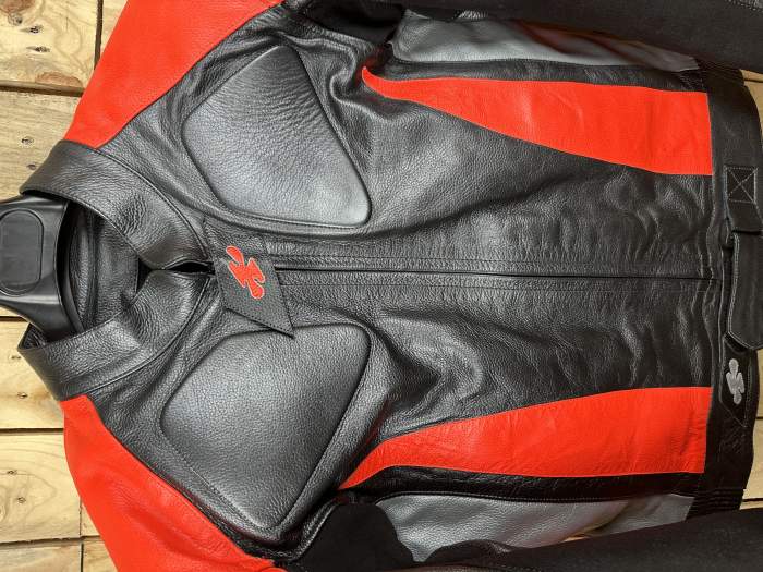 CHAQUETA T-L DE MOTO COMPETICION GARIBALDI ROJO