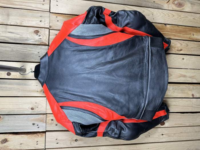 CHAQUETA T-L DE MOTO COMPETICION GARIBALDI ROJO