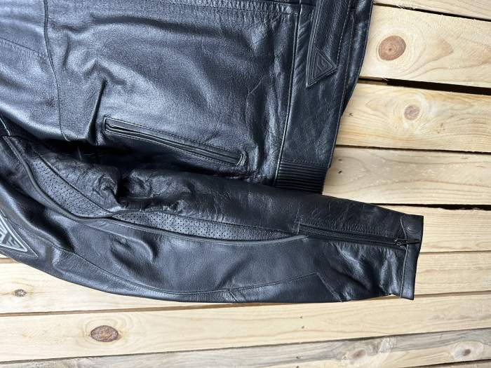CHAQUETA T-M MUJER  MOTO GARIBALDI NEGRA