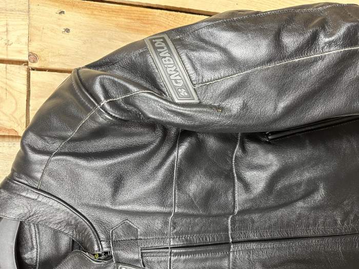 CHAQUETA T-M MUJER  MOTO GARIBALDI NEGRA