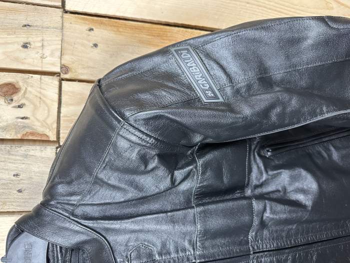 CHAQUETA T-S MOTO GARIBALDI NEGRA 1