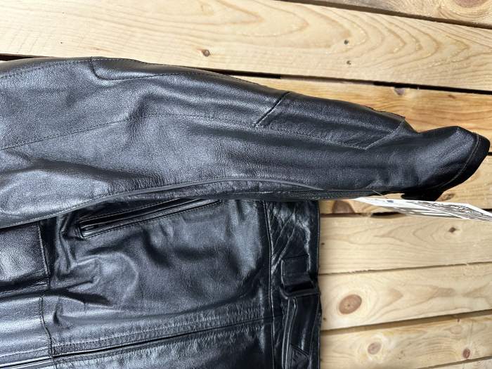 CHAQUETA T-S MOTO GARIBALDI NEGRA 1