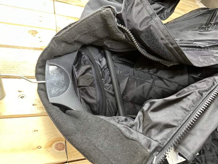 CHAQUETA T-S MOTO GARIBALDI NEGRA 2