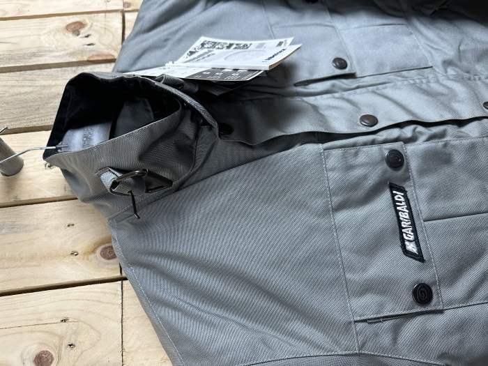 CHAQUETA T-M MOTO GARIBALDE GRIS IMPERMEBLE
