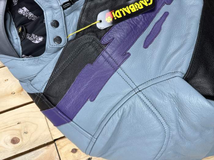 CHAQUETA T-M MOTO GARIBALDI MORADO 50