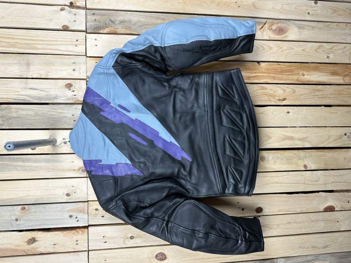 CHAQUETA T-M MOTO GARIBALDI MORADO 50