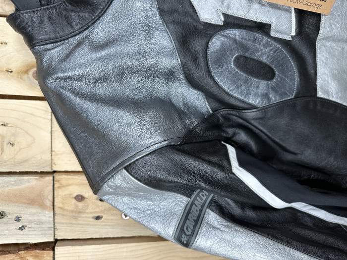 CHAQUETA T-M DE MOTO O1E NEGRA 1