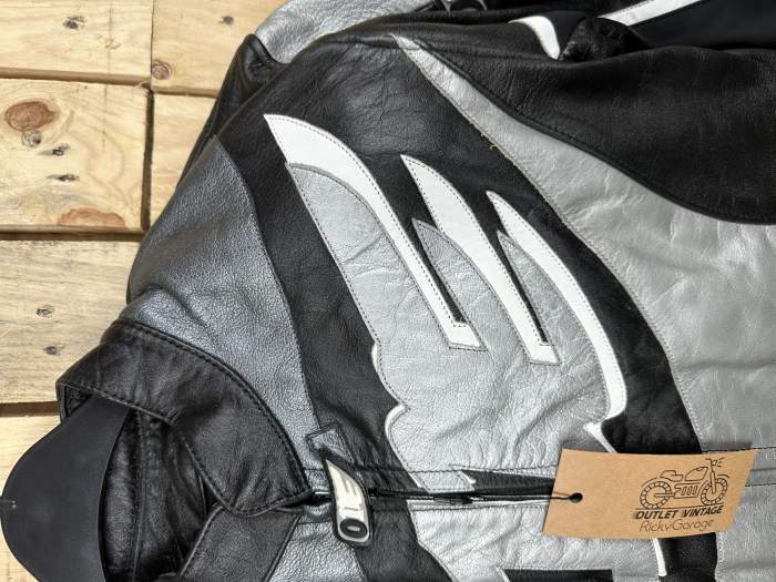 CHAQUETA T-M DE MOTO O1E NEGRA 1