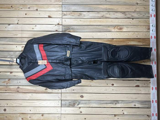 MONO 2 PIEZAS VASARI VINTAGE NEGRO 2XL - QrBox.es