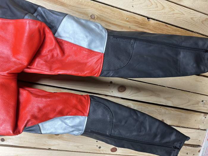 MONO 2 PIEZAS COMPETICION GARIBALDI ROJO XS