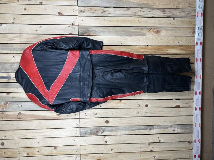 MONO T-XL 2 PIEZAS VINTAGE KIWI ROJO