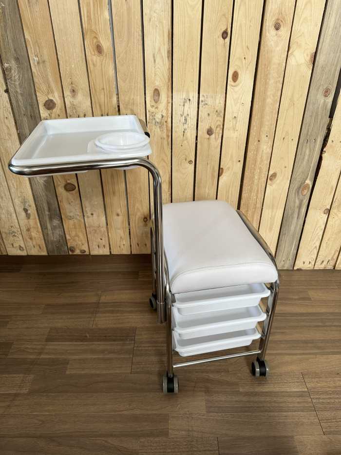 CARRITO BLANCO DE MANICURA CON BANDEJAS