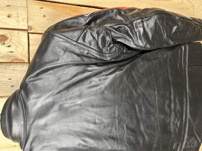 CHAQUETA T-M MUJER MOTO GARIBALDI NEGRA 1