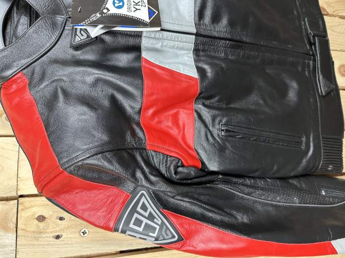 CHAQUETA T-M MUJER MOTO GARIBALDI NEGRA 1