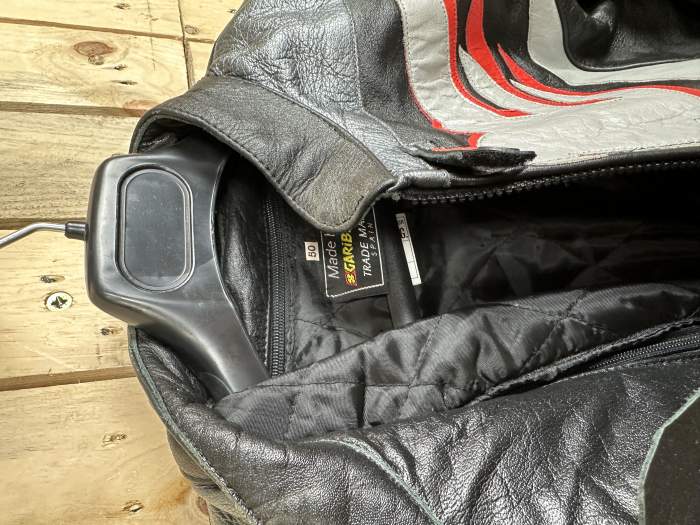 CHAQUETA T-M DE MOTO O1E NEGRA 2