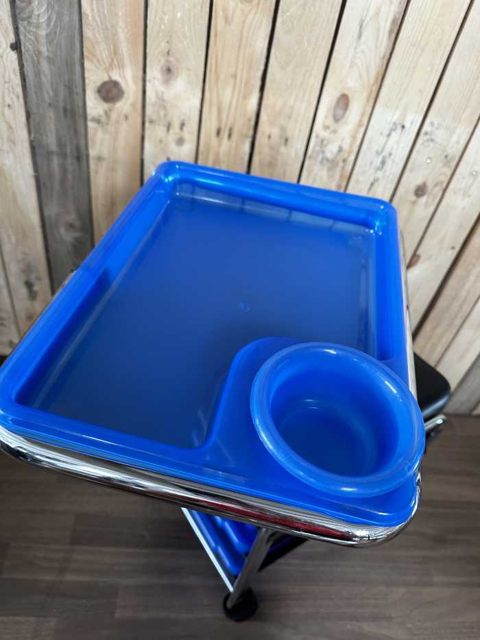 CARRITO NEGRO MANICURA BANDEJAS AZULES