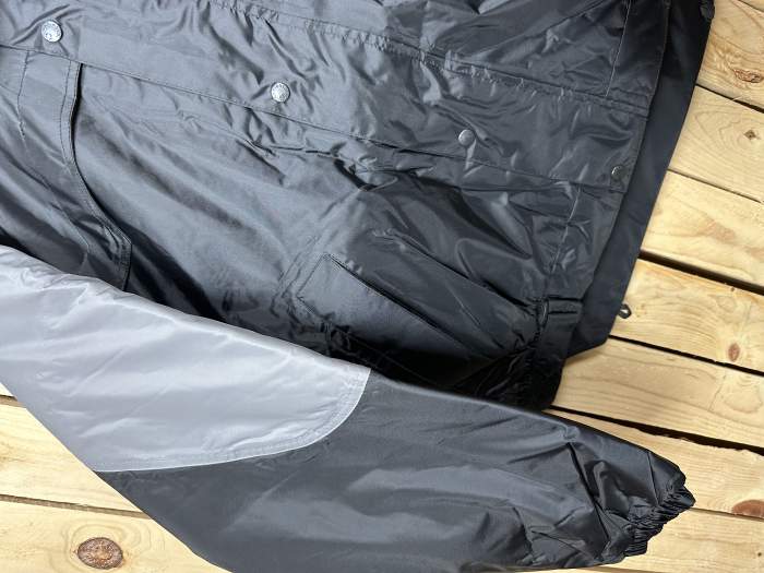 CHAQUETA T-M IMPERMEABLE GARIBALDI GRIS