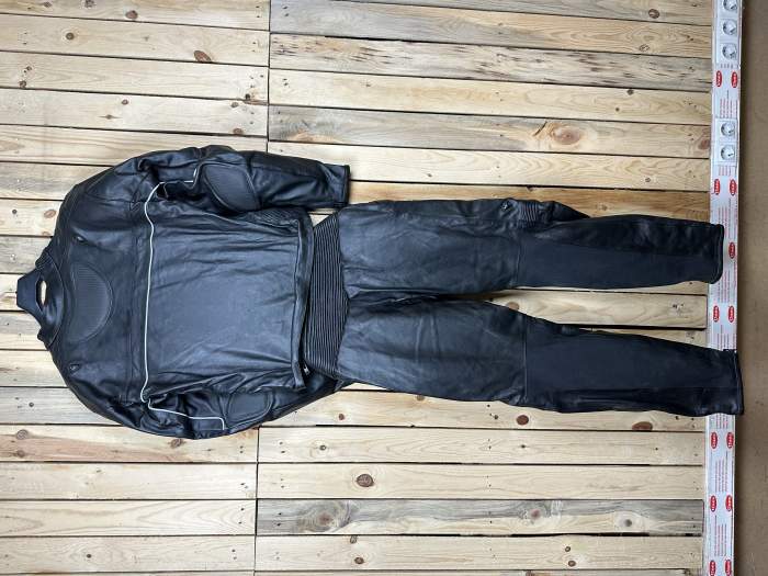 MONO T-XL 2 PIEZAS HI-TECH FULL BLACK