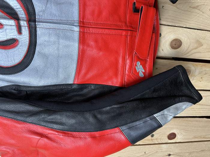 CHAQUETA T-S DE MOTO GARIBALDI ROJO 2