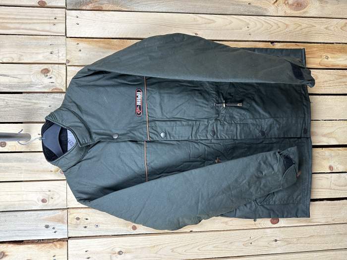 CHAQUETA T-M IMPERMEABLE KIWI GRASA VERDE