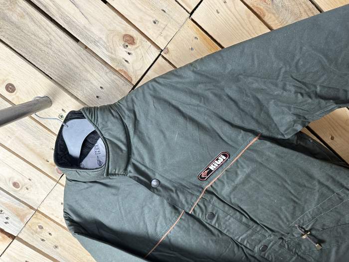 CHAQUETA T-M IMPERMEABLE KIWI GRASA VERDE