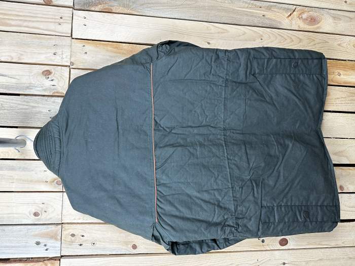 CHAQUETA T-M IMPERMEABLE KIWI GRASA VERDE