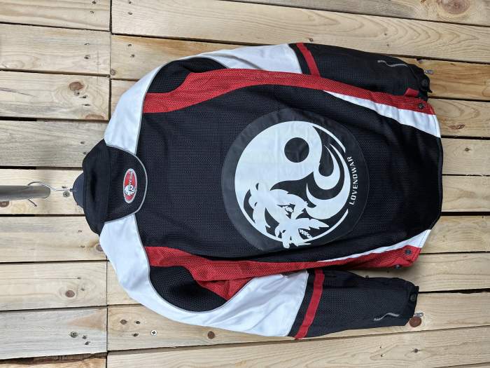 CHAQUETA T-S DE MOTO GARIBALDI PACIFIC ROJO